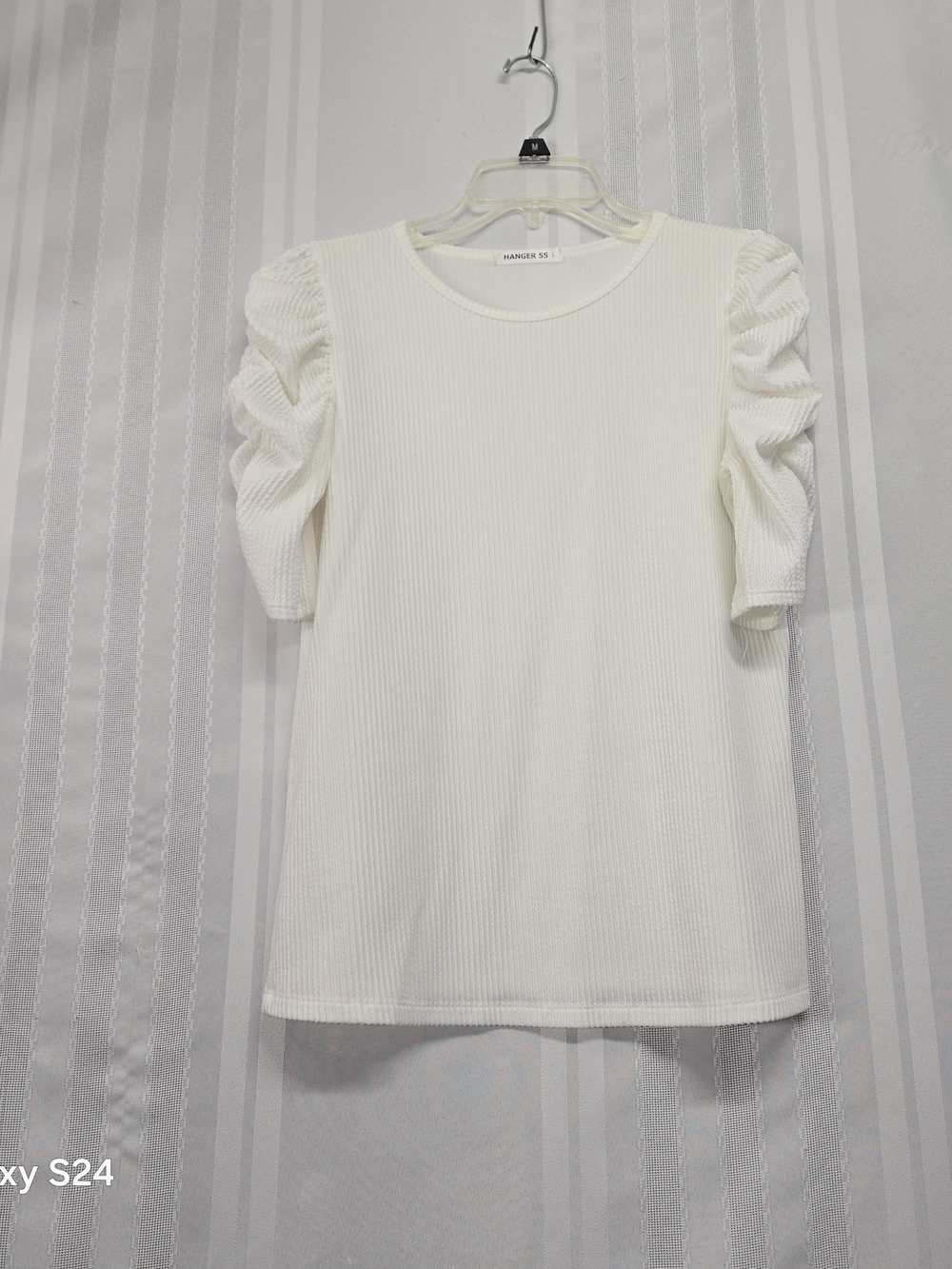 HANGER 55 White Ribbed Puff Sleeve Top SIZE LARGE